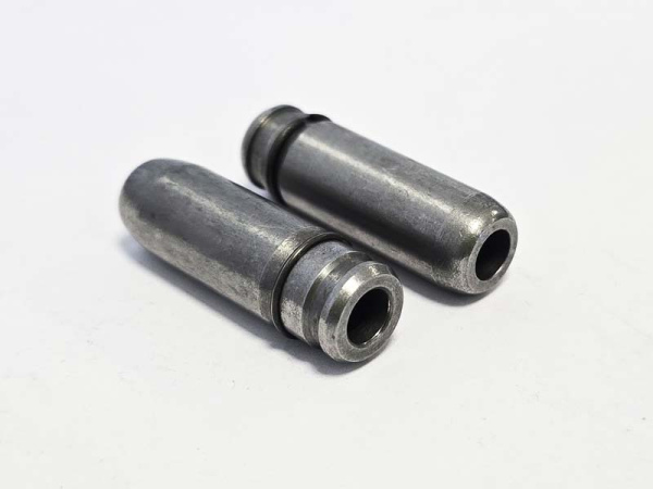 Втулки направляющие клапанов 188F-190F-192F (2 шт)