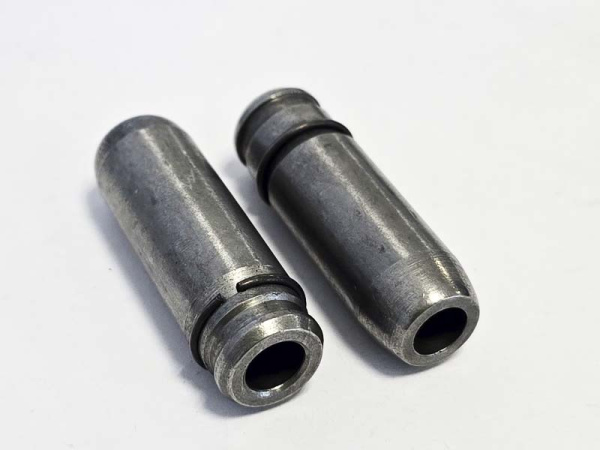 Втулки направляющие клапанов 188F-190F-192F (2 шт)