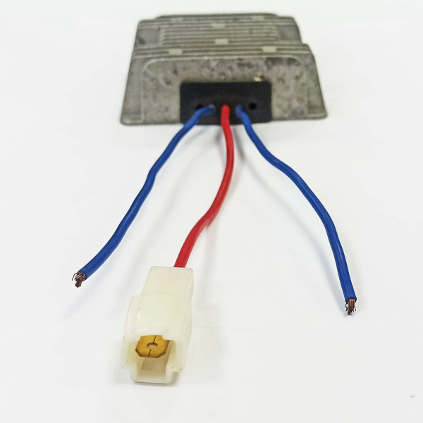 Стабилизатор-выпрямитель (реле регулятор, 3 провода)