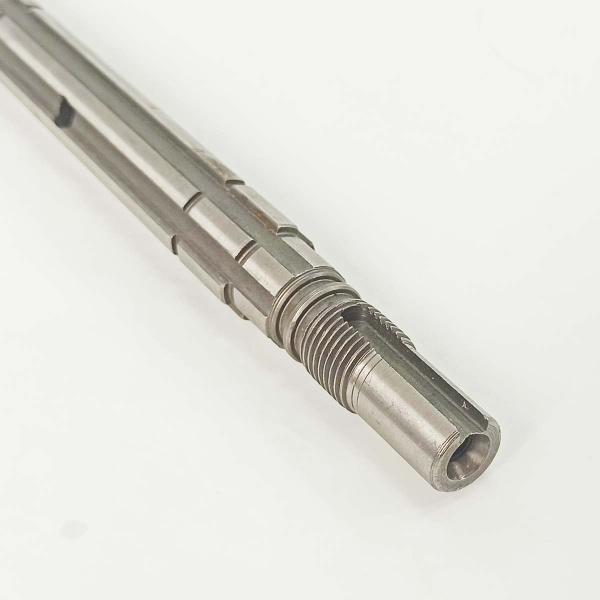 Главный вал КПП с ВОМ ВОМ(6-8лс)