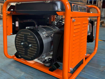  Генератор  бензиновый Lifan 1500 (1GF-3)