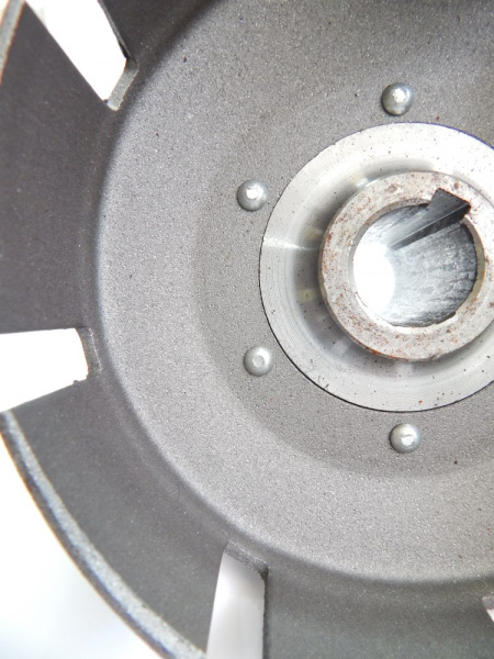 Корзина сцепления минитрактора МТЗ 132, 082 со втулкой(барабан сцепления 132H-1601015)	