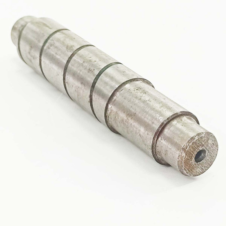 Вал повышающей-понижающей шестерни минитрактора L-152