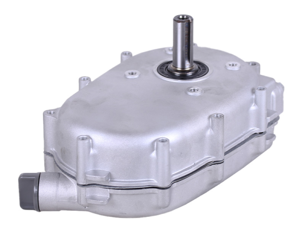 Редуктор понижающий двигателя 5-8лс (вх. вал 20мм, вых. вал 20мм)