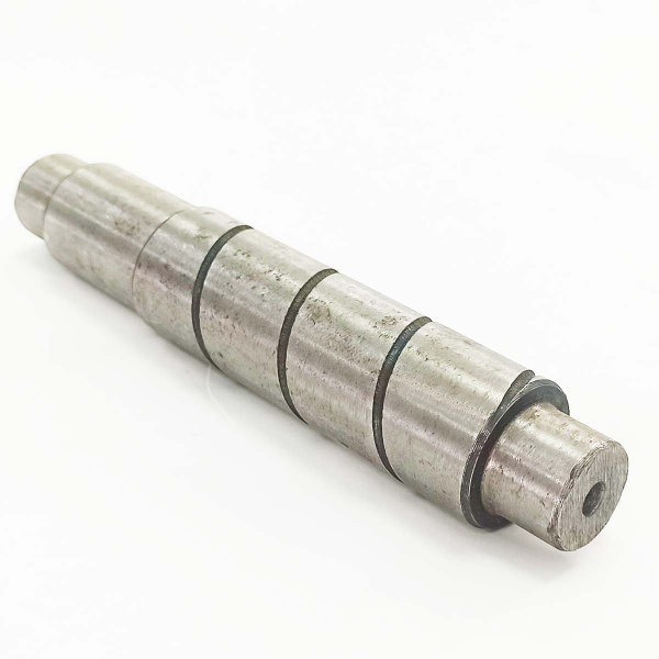 Вал повышающей-понижающей шестерни минитрактора L-152